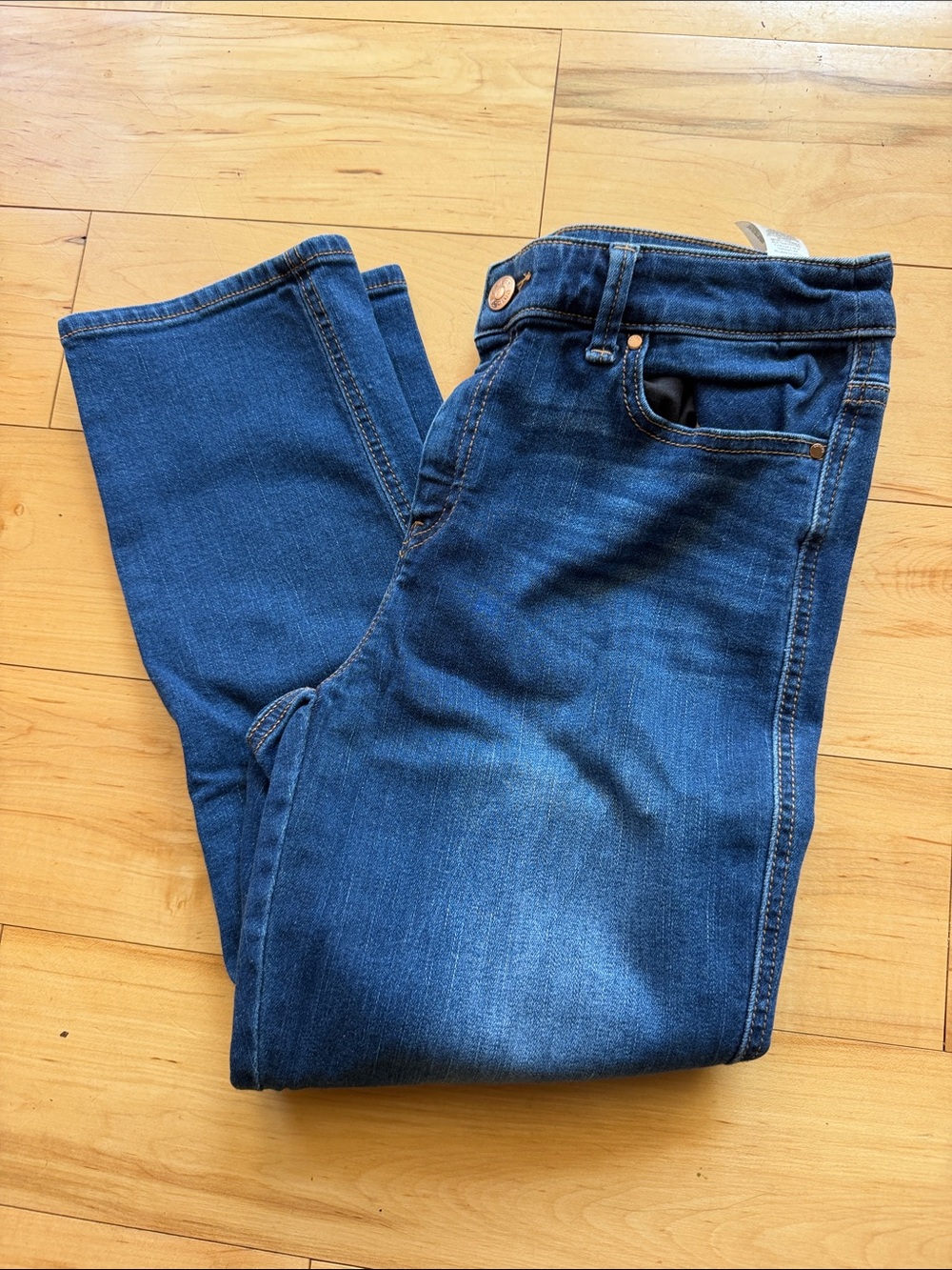 Chico's Dark Blue Ankle Crop Jeans